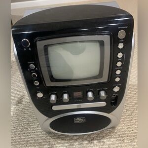 SALE ‼️ Vintage Black and Silver Karaoke System ( Comes with Wire)
